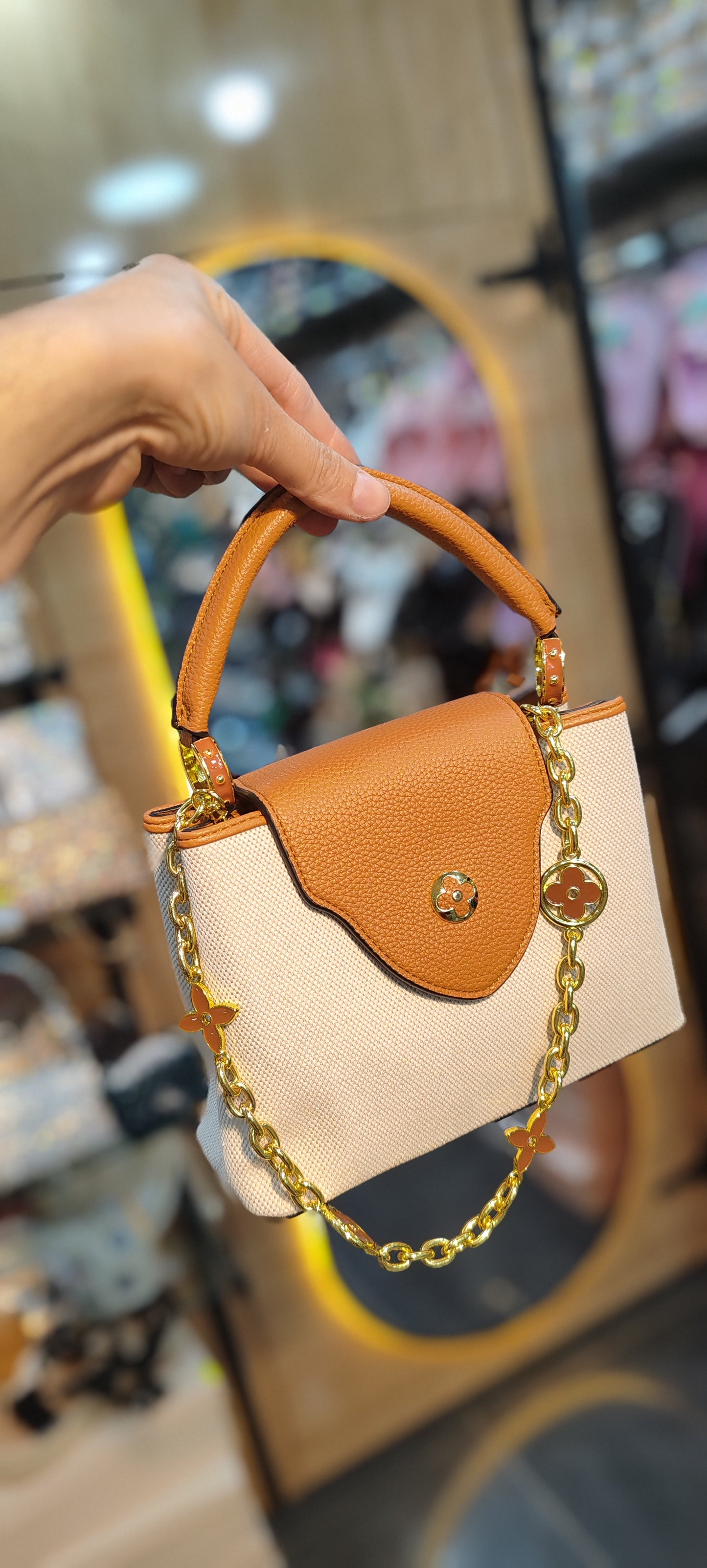 Sac à main V