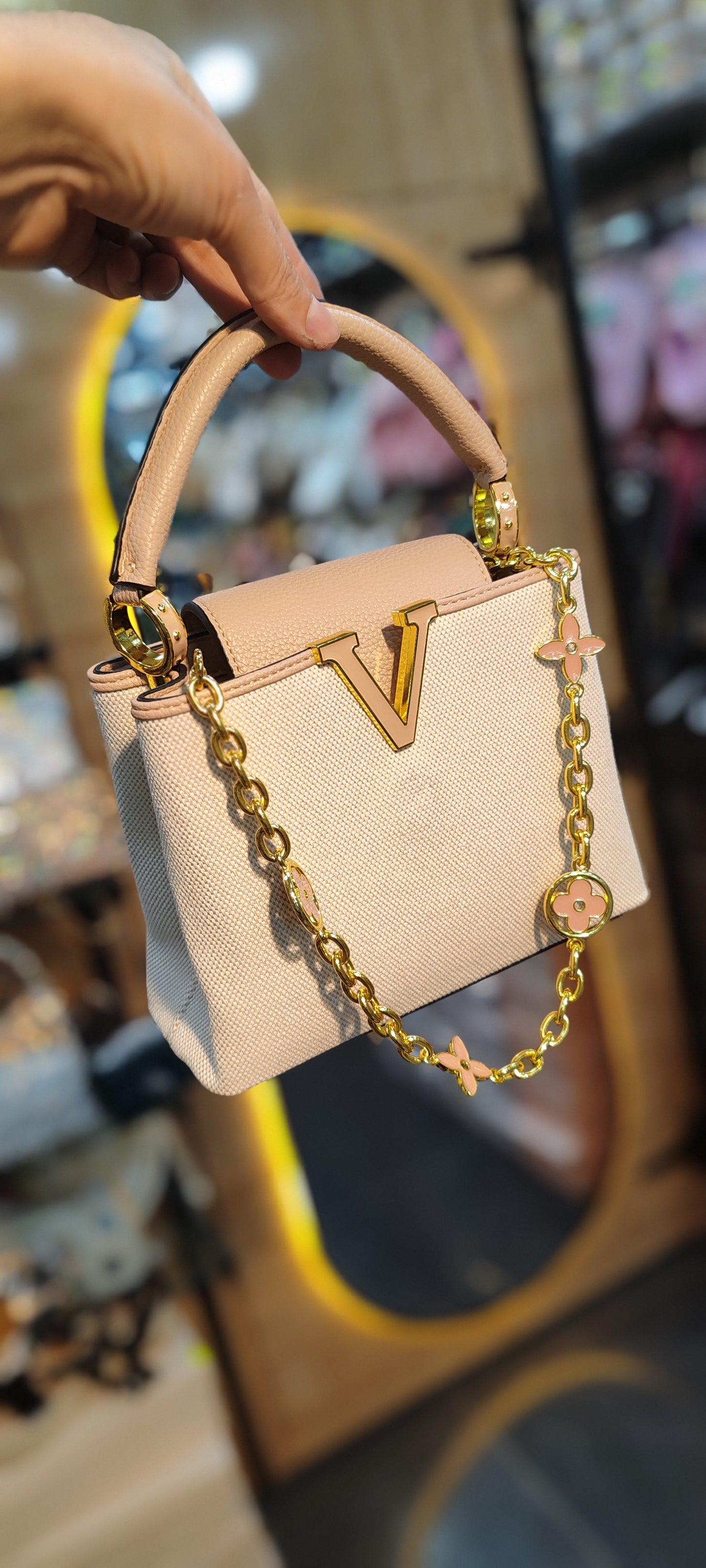 Sac à main V